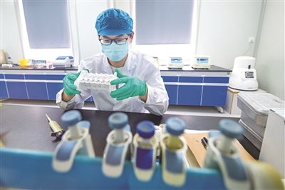 持續加大研發力度 搶抓生物醫藥產業風口