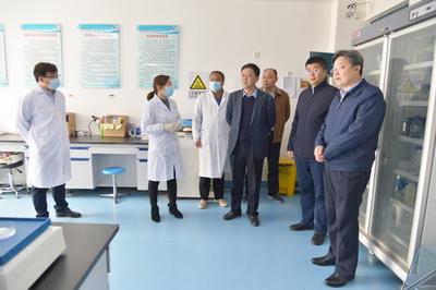 河南省科技廳副廳長徐宗勤一行蒞臨我校調研指導工作